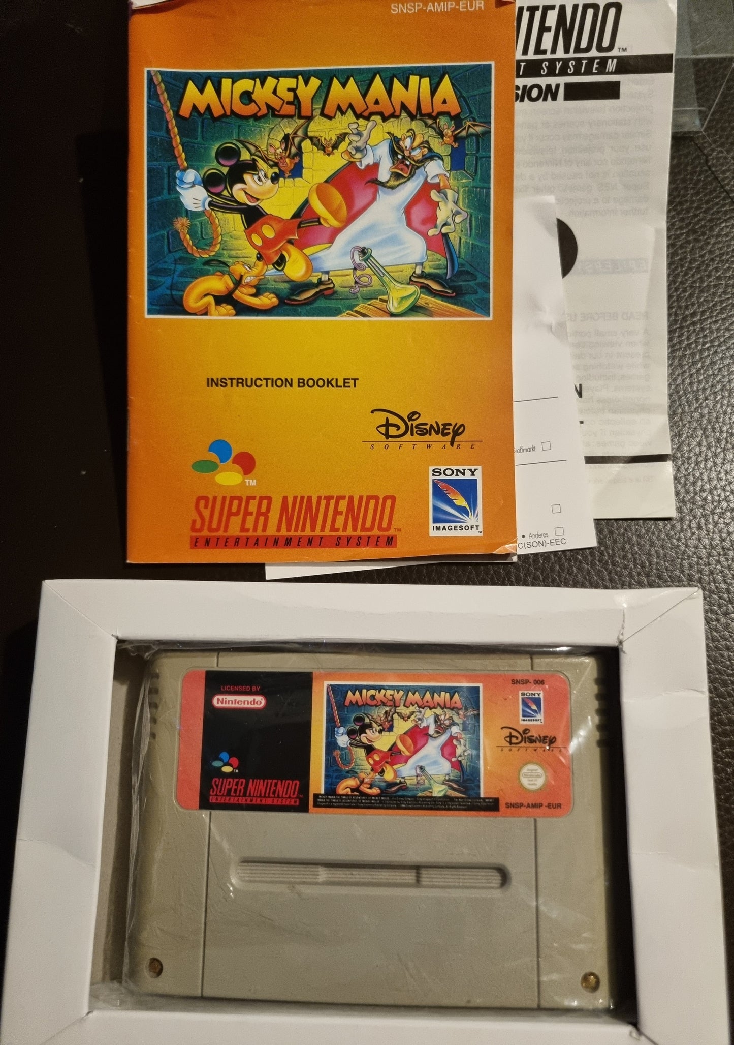 SNES Mickey Mania boxed with manual