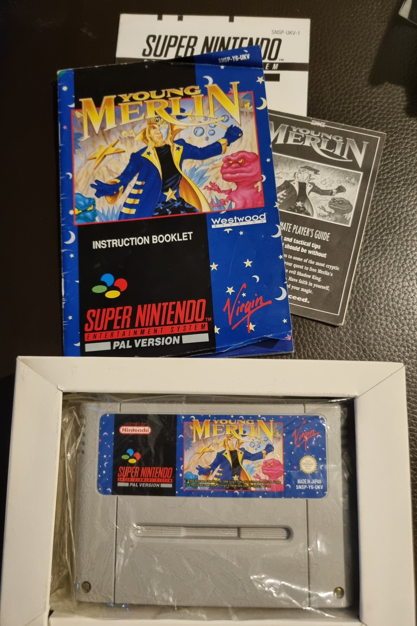 SNES Young Merlin boxed with manual