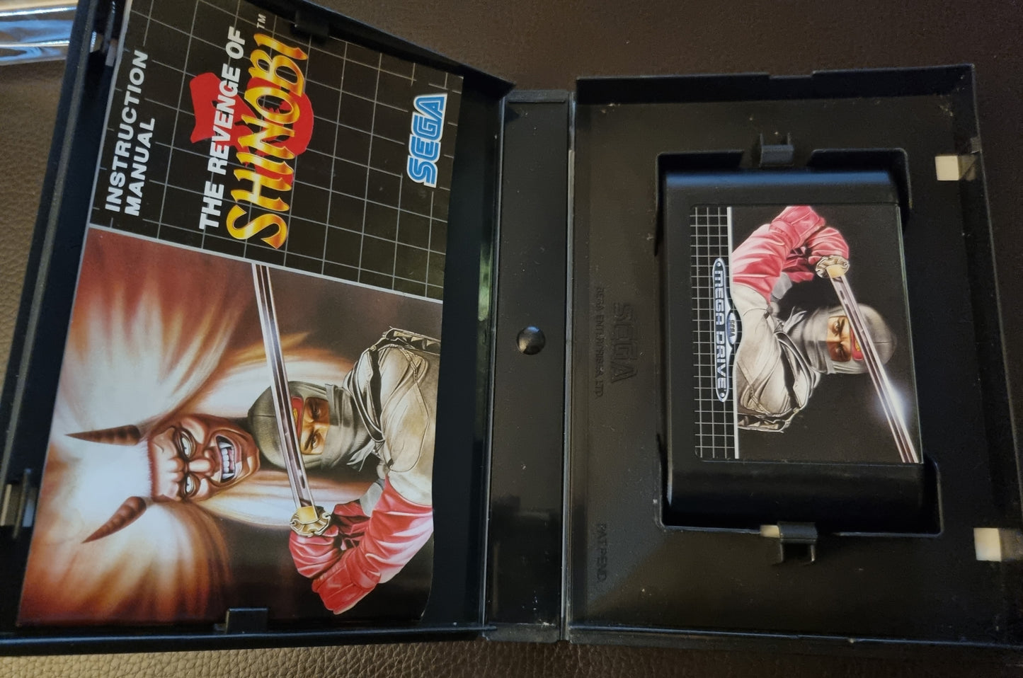 Sega Mega Drive The Revenge of Shinobi boxed with manual