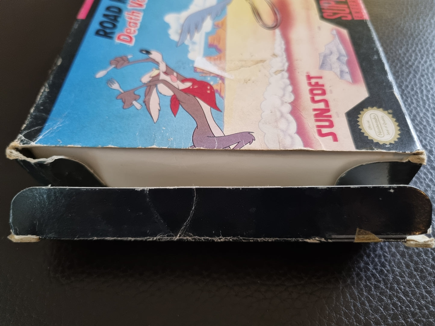 SNES Road Runner's Death Valley Rally boxed with manual NTSC