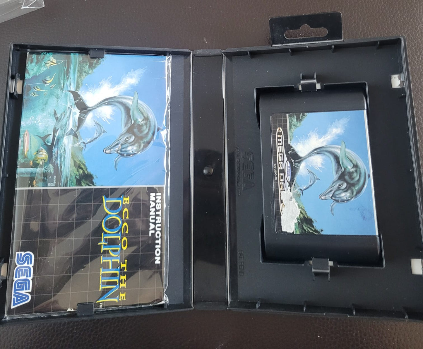 Sega Mega Drive Ecco the Dolphin boxed with manual